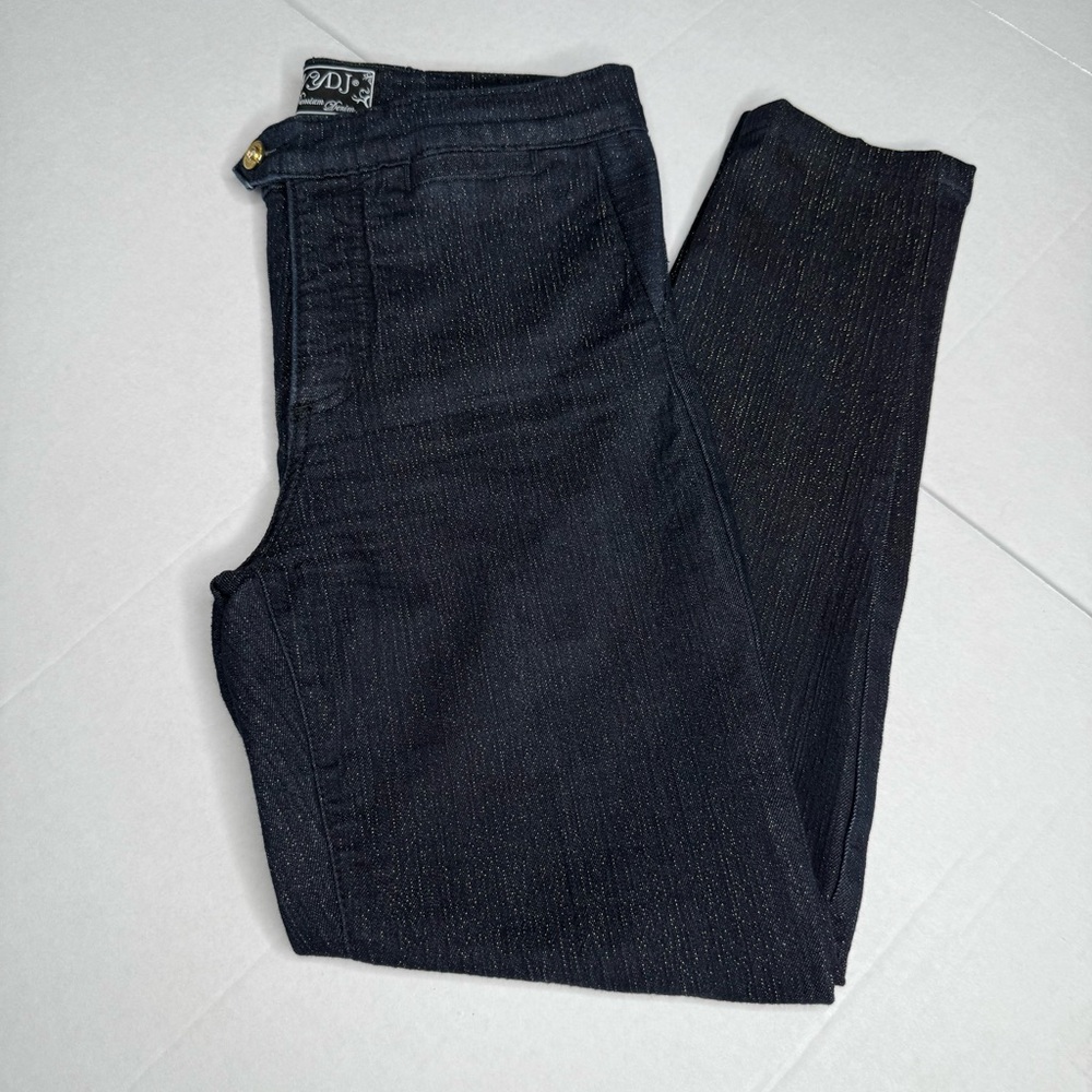 NYDJ Dark Wash Navy with Gold Sparkles Women’s 
Denim Jeans. SZ 0